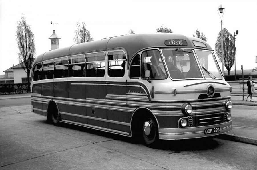  Bedford SBG Yeates Riviera (C36F) 1954 года  (фото 1 из 1)
